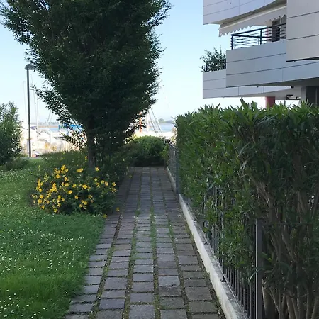 Costa Azzurra Апартаменти Градо