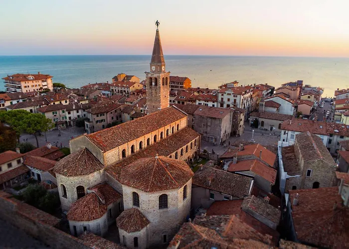 Costa Azzurra Апартаменти Градо